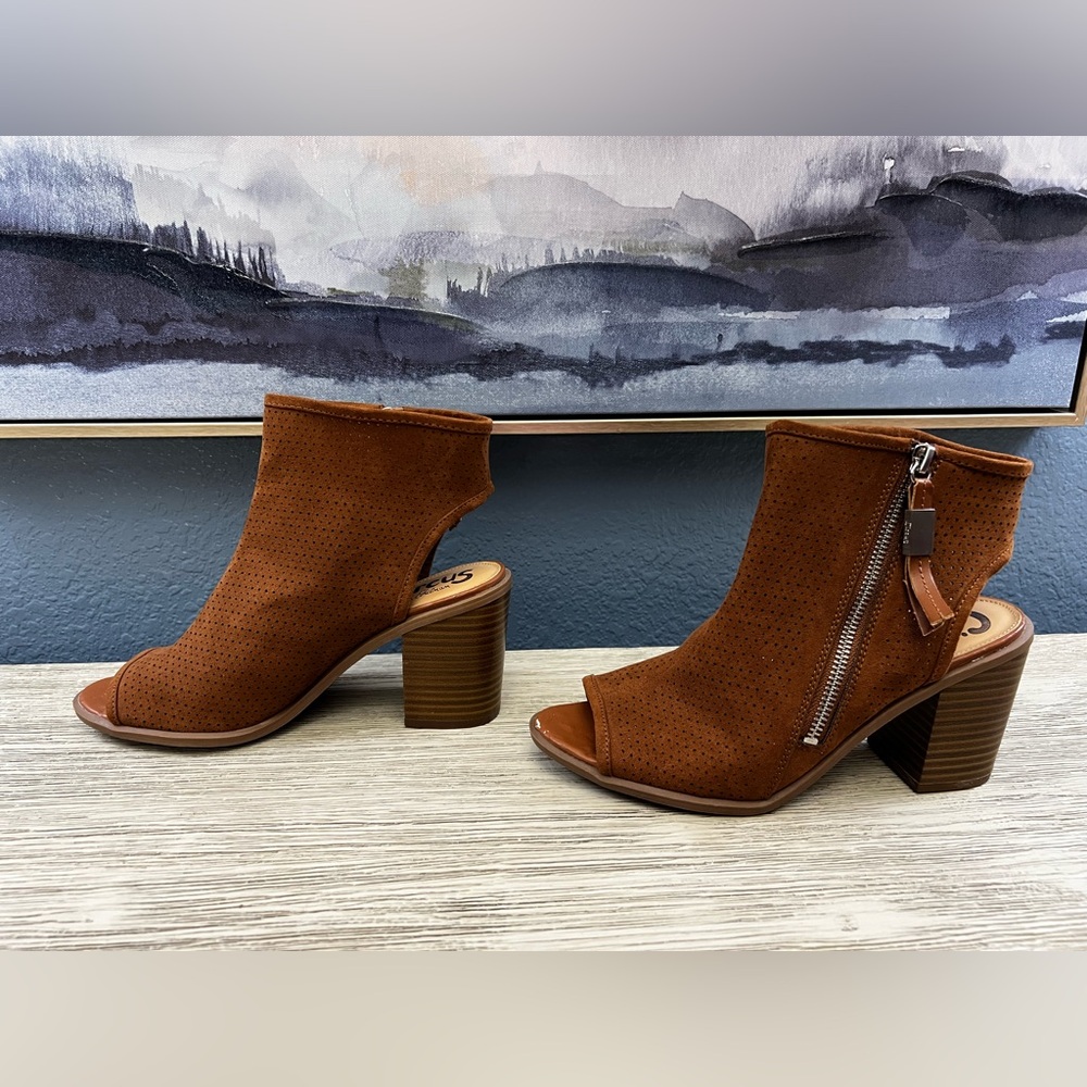 Circus by Sam Edelman Tan Peep-Toe Heeled Boots